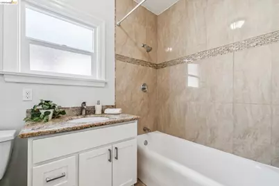 2229 21st Ave, Oakland, CA 94606 - Photo 20
