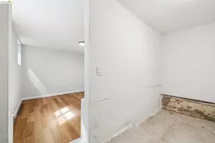 2229 21st Ave, Oakland, CA 94606 - Photo 30