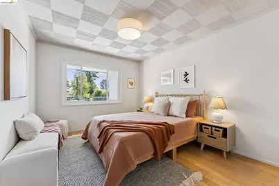 2659 Carisbrook Dr, Oakland, CA 94611 - Photo 30