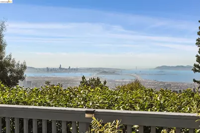 2659 Carisbrook Dr, Oakland, CA 94611 - Photo 92