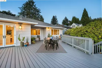 2659 Carisbrook Dr, Oakland, CA 94611 - Photo 8