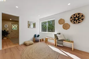 2659 Carisbrook Dr, Oakland, CA 94611 - Photo 56