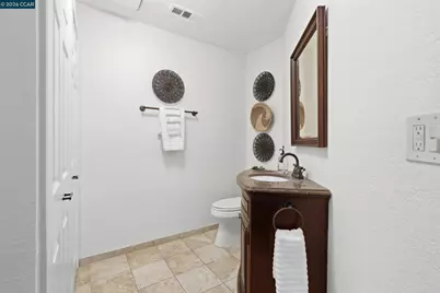2 Heritage Oaks Rd, Pleasant Hill, CA 94523 - Photo 40