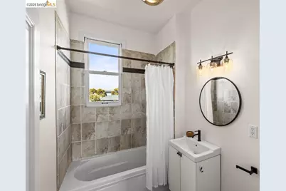 3239 Adeline St, Oakland, CA 94608 - Photo 40