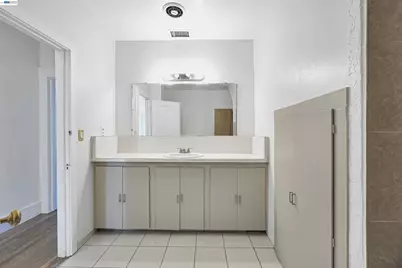 1646 51st Ave, Oakland, CA 94601 - Photo 28