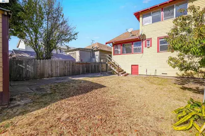 1646 51st Ave, Oakland, CA 94601 - Photo 40
