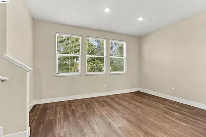 24217 2nd St, Hayward, CA 94541 - Photo 10