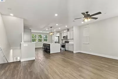 24217 2nd St, Hayward, CA 94541 - Photo 2