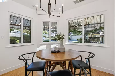 7673 Helmsdale Dr, San Jose, CA 95135 - Photo 20