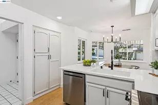 7673 Helmsdale Dr, San Jose, CA 95135 - Photo 16
