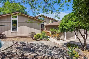 1181 Blue Lake Way, Concord, CA 94521 - Photo 4