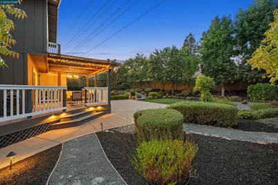 1409 Stonehedge Dr, Pleasant Hill, CA 94523 - Photo 8