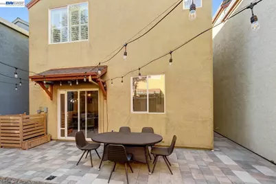 223 Washington Pl, West Sacramento, CA 95605 - Photo 32
