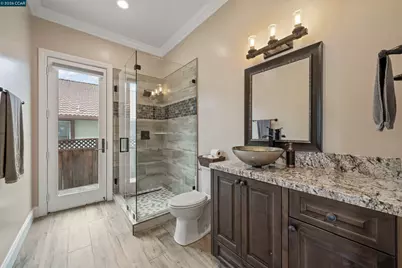 2012 Windward Pt, Discovery Bay, CA 94505 - Photo 32