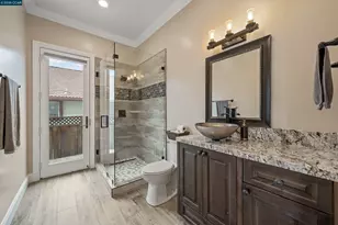2012 Windward Point, Discovery Bay, CA 94505 - Photo 32