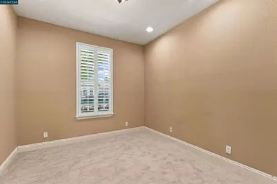 371 Perazul Cir, Sacramento, CA 95835 - Photo 4