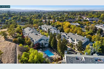 1430 Bel Air Dr #307, Concord, CA 94521 - Photo 26