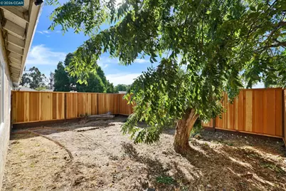 156 Trident Dr, Pittsburg, CA 94565 - Photo 34