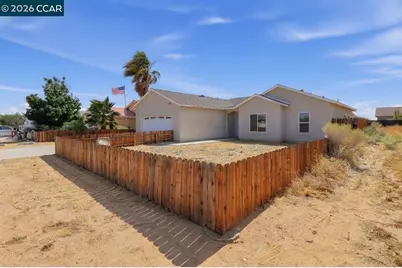 7330 Catalpa Ave, California City, CA 93505 - Photo 4