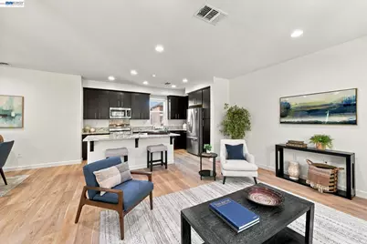 1565 McCandless Dr, Milpitas, CA 95035 - Photo 6