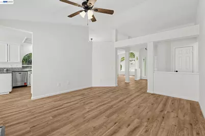 2921 Meadow Hawk Way, Antelope, CA 95843 - Photo 6