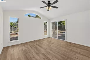 2921 Meadow Hawk Way, Antelope, CA 95843 - Photo 28