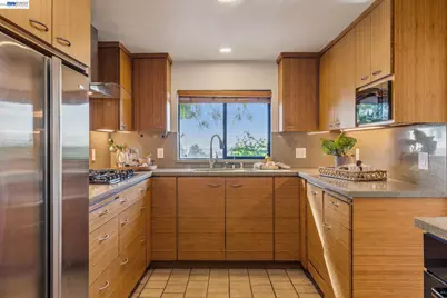 5624 Greenridge Rd, Castro Valley, CA 94552 - Photo 28
