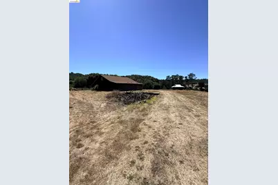 1169 Christie Rd, Martinez, CA 94553 - Photo 6