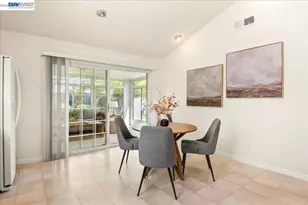 32510 Lake Temescal Ln, Fremont, CA 94555 - Photo 8