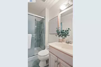 32510 Lake Temescal Ln, Fremont, CA 94555 - Photo 12