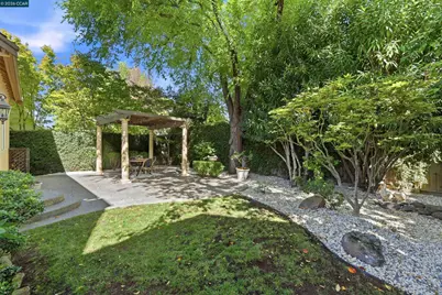 1116 Maggie Ln, Walnut Creek, CA 94597 - Photo 38