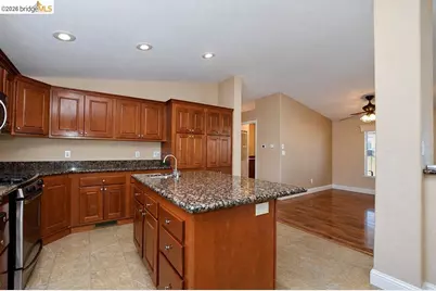 210 Cypress Rd #60, Oakley, CA 94561 - Photo 8