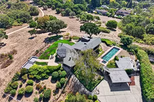 13 Bel Air Dr, Orinda, CA 94563 - Photo 2