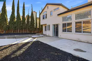 2348 Woodhill Dr, Pittsburg, CA 94565 - Photo 36
