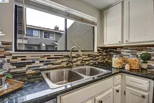 1163 Cherryview Ln, San Jose, CA 95118 - Photo 8