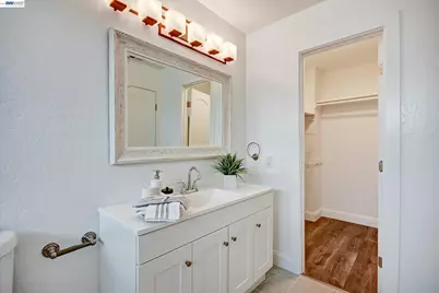 1163 Cherryview Ln, San Jose, CA 95118 - Photo 32
