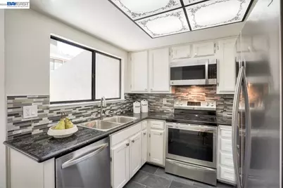 1163 Cherryview Ln, San Jose, CA 95118 - Photo 10