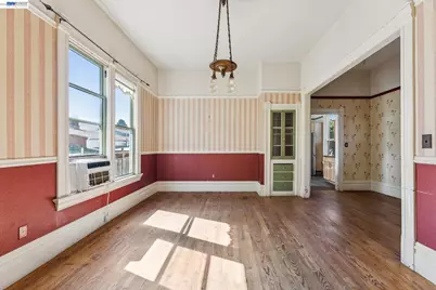 1715 Bay St, Alameda, CA 94501 - Photo 14