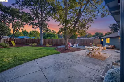 925 Juanita Dr, Lafayette, CA 94595 - Photo 4