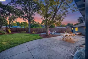 925 Juanita Dr, Lafayette, CA 94595 - Photo 4