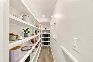 925 Juanita Dr, Lafayette, CA 94595 - Photo 30