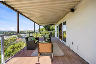 8745 Burr St, Oakland, CA 94605 - Photo 22