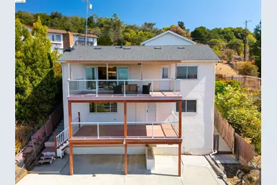 8745 Burr St, Oakland, CA 94605 - Photo 1