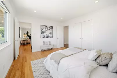 8745 Burr St, Oakland, CA 94605 - Photo 42