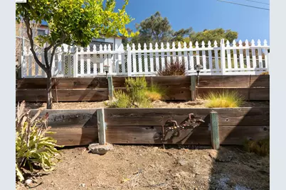 8745 Burr St, Oakland, CA 94605 - Photo 4