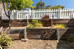 8745 Burr St, Oakland, CA 94605 - Photo 4