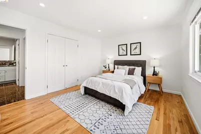 8745 Burr St, Oakland, CA 94605 - Photo 40