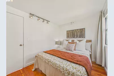 1695 15th #12, Oakland, CA 94607 - Photo 16