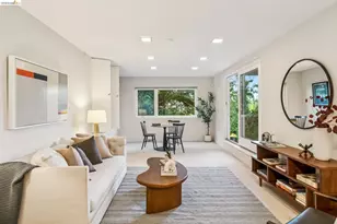 2556 Carisbrook Dr, Oakland, CA 94611 - Photo 46