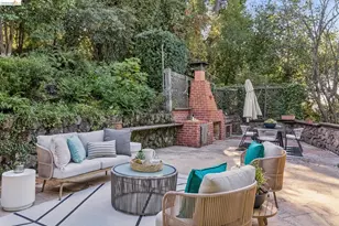 2556 Carisbrook Dr, Oakland, CA 94611 - Photo 54